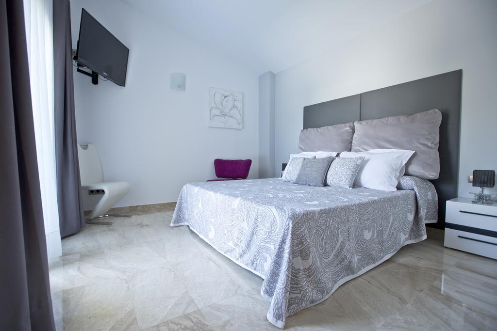 La Font Del Roc Hotell Coma-ruga Rum bild