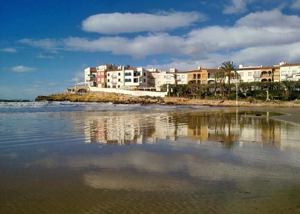La Font Del Roc Hotell Coma-ruga Exteriör bild